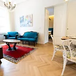 Luxury Suite / Josip Vancas